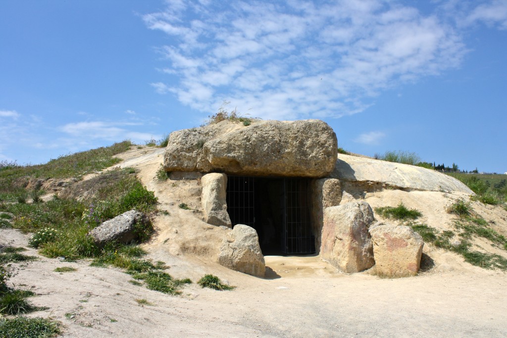 Foto of the Dolmen de Menga (Antequera, Málaga, Spain). This 'chambered tomb' is perhaps the most impressive megalithic structure in Iberia. Some of its stones weight about 250 tons.