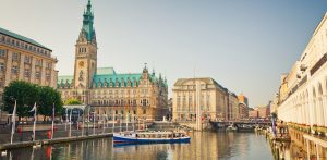 qq_hamburgrathaus_7_1020x500_fittoboxsmalldimension_center