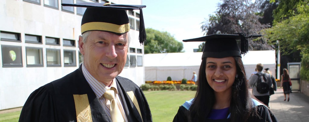 Southampton’s 200,000th graduate since had a special photo-call with the Vice-Chancellor