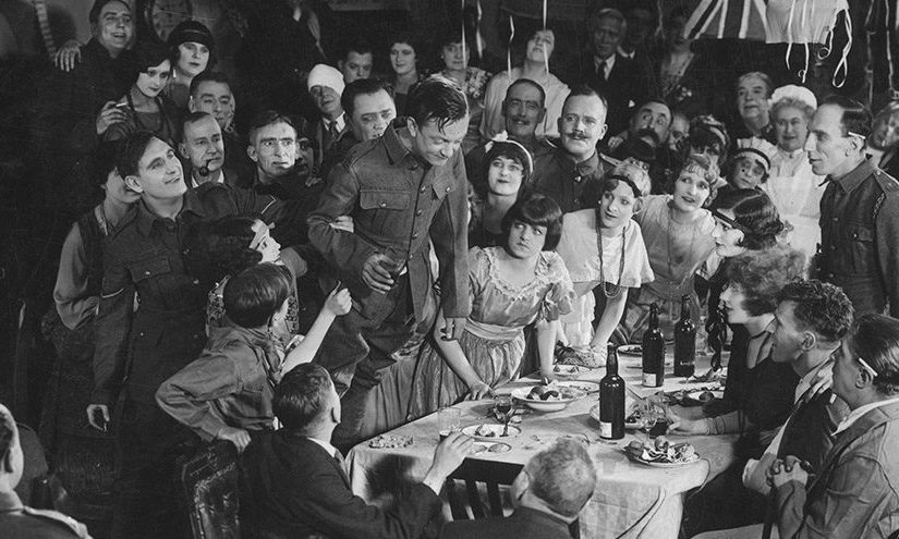 Reimagining the experience of 1918, At Home, At War