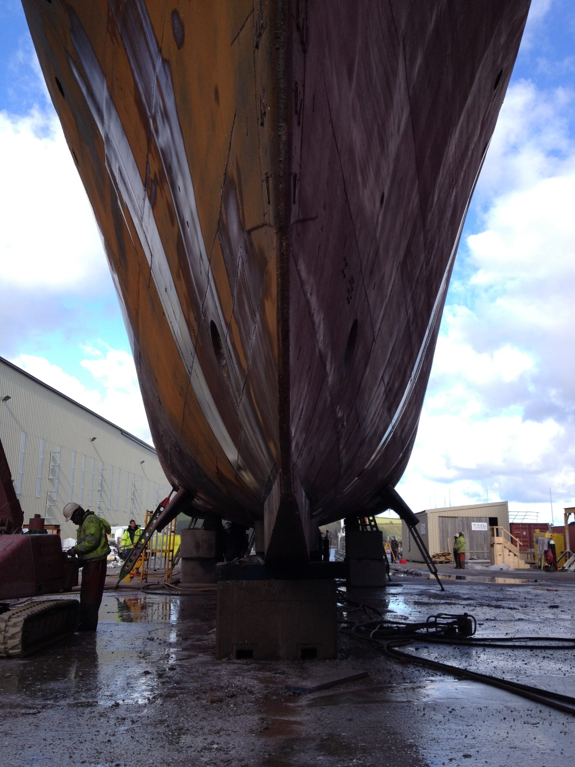 Hull Lines Measurement in a Dry Dock